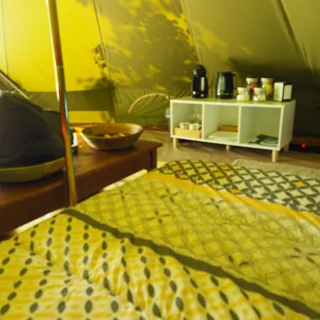 L'escampette Campo de lujo Olloy-sur-Viroin