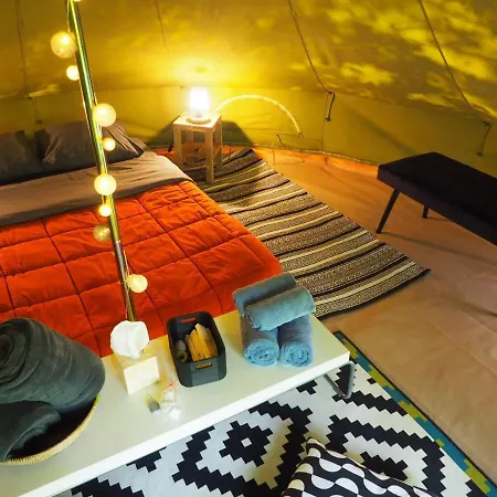 Luxury tent L'escampette *