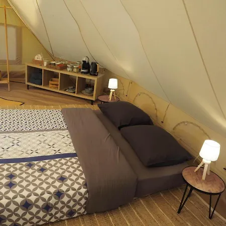 Luxury tent L'escampette