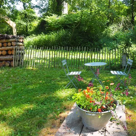 L'escampette Luxury tent Olloy-sur-Viroin