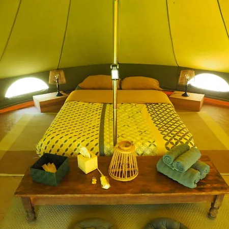 Lüks kamp alanı L'escampette *