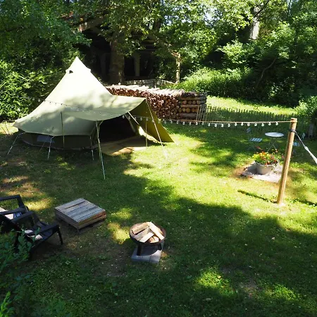 Luxury tent L'escampette